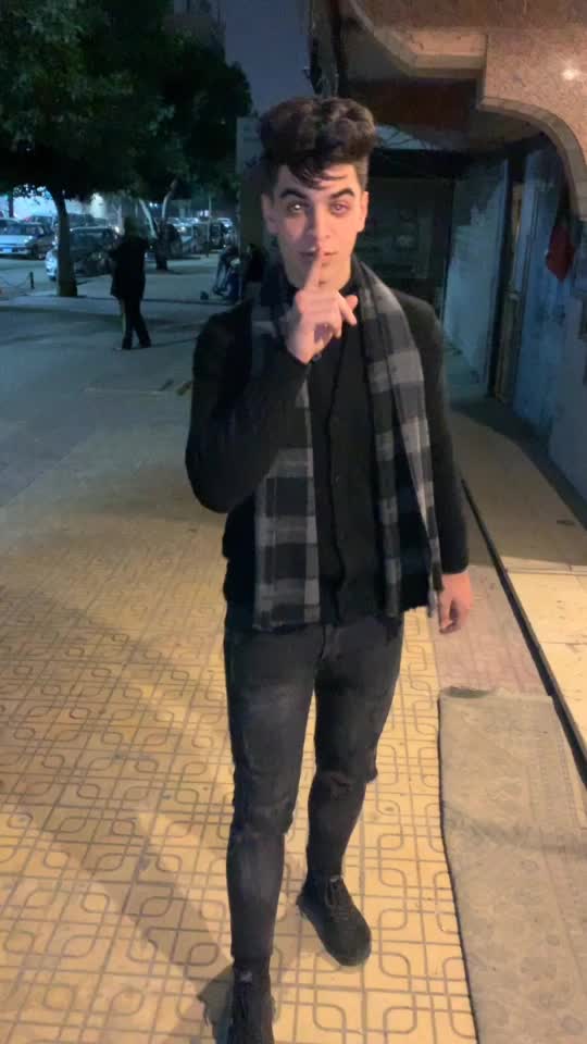 @..