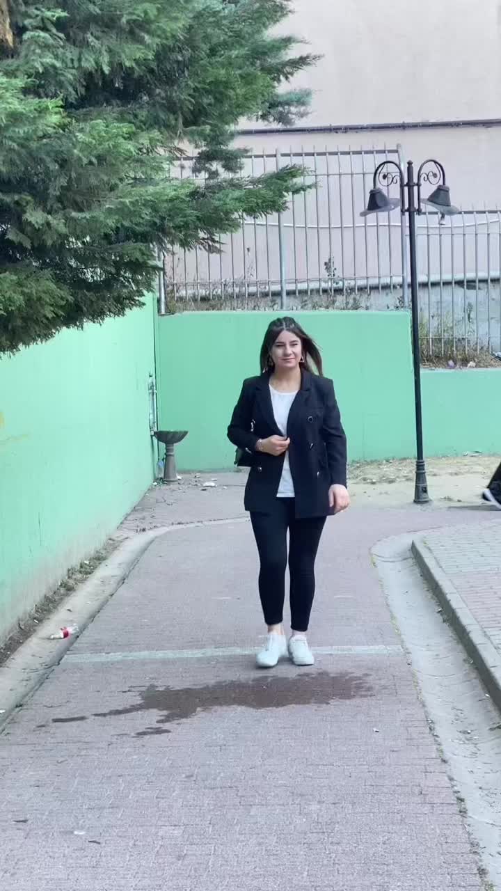 @بنت قلب مجروح 🥀🥀
