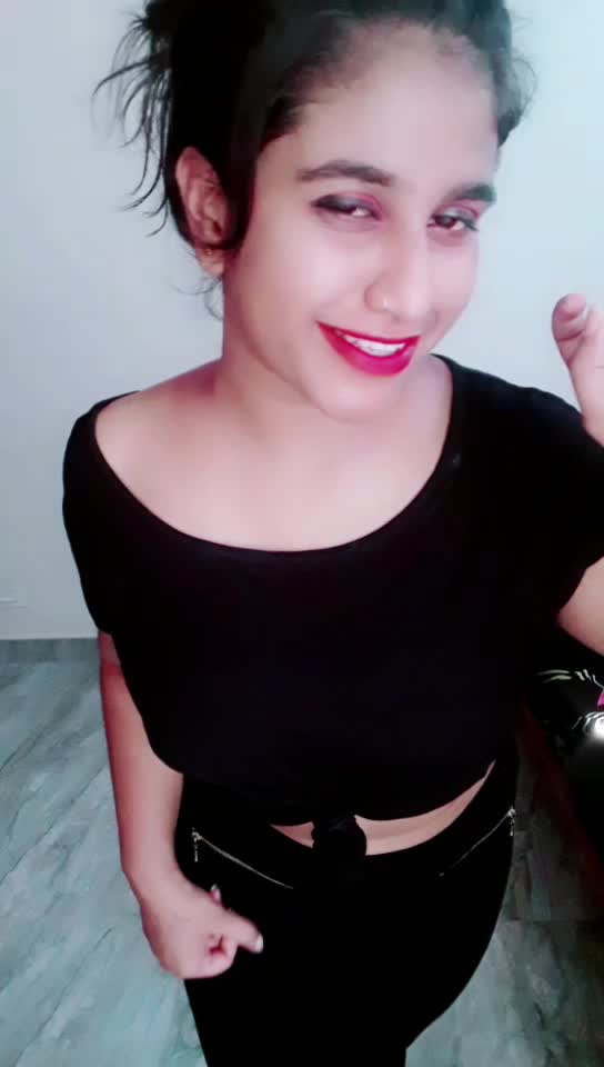 @Shruuu:)