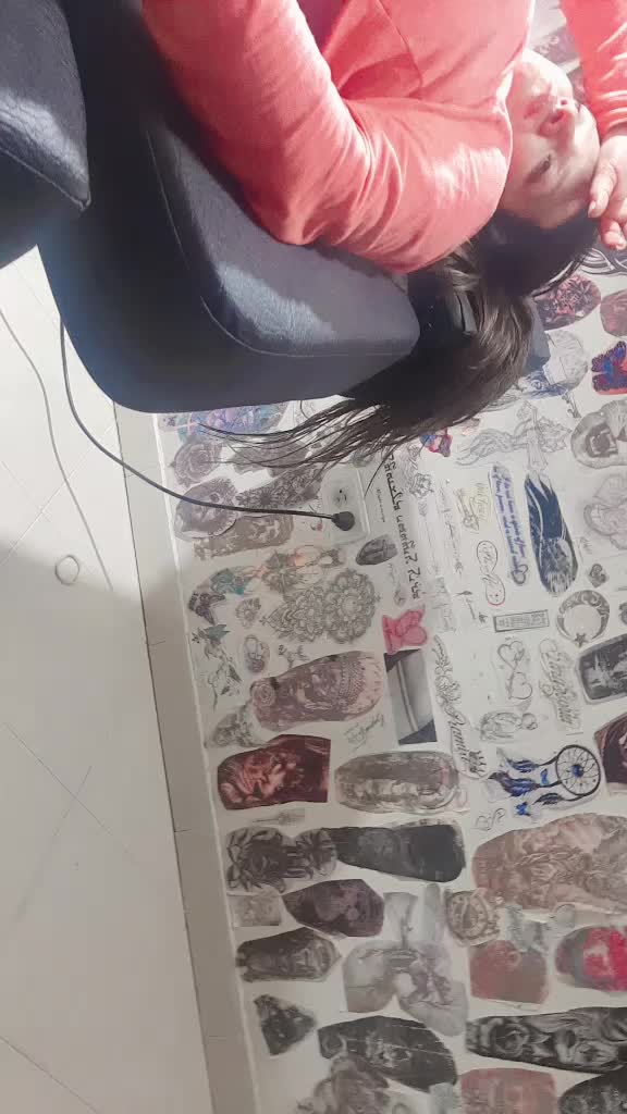 @CarolinaYepez
