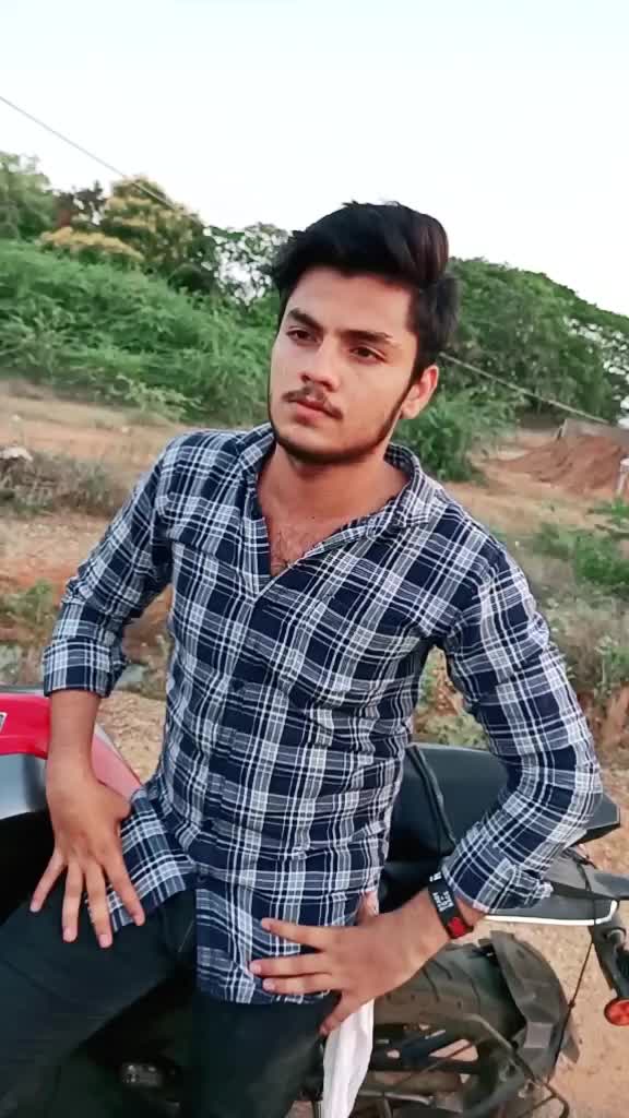 @natural_star_kaleem
