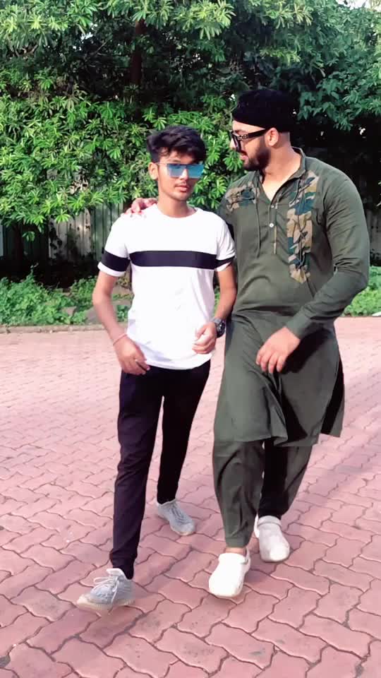 @👑Faiz Siddique👑