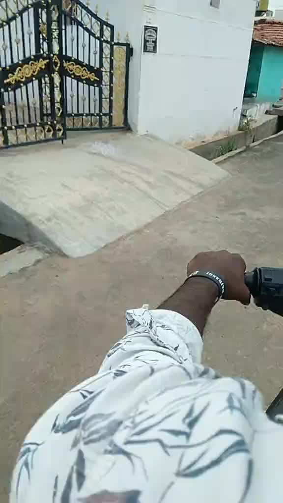 @santhu_chinnu