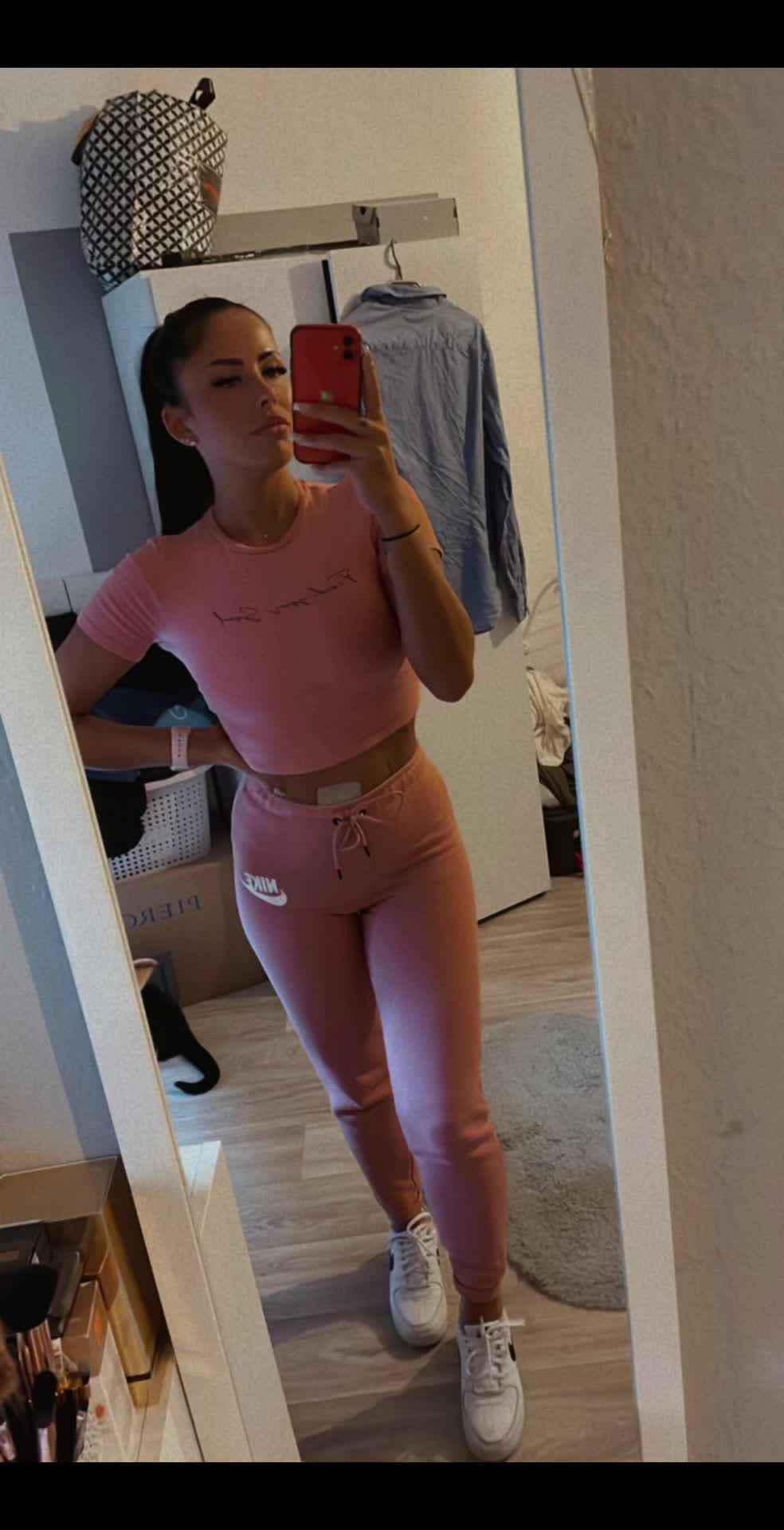 @Vanessa 🖤