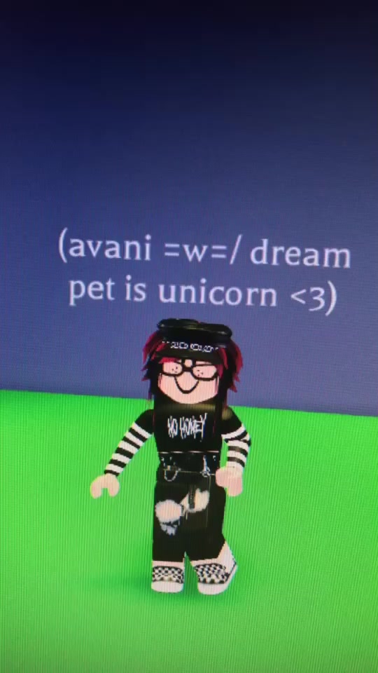 @𝐫𝐨𝐛𝐥𝐨𝐱 🤪