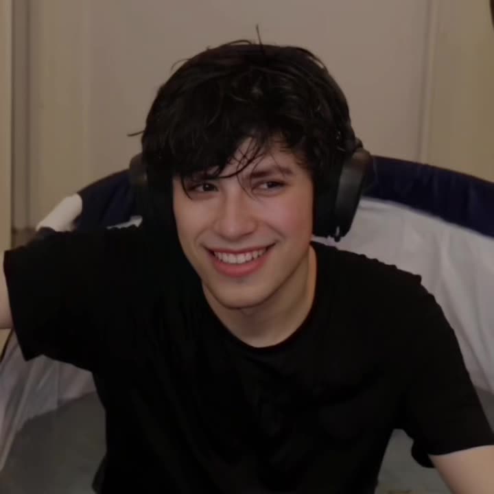 @🤭