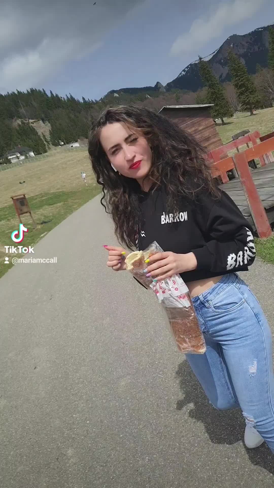 @Maria