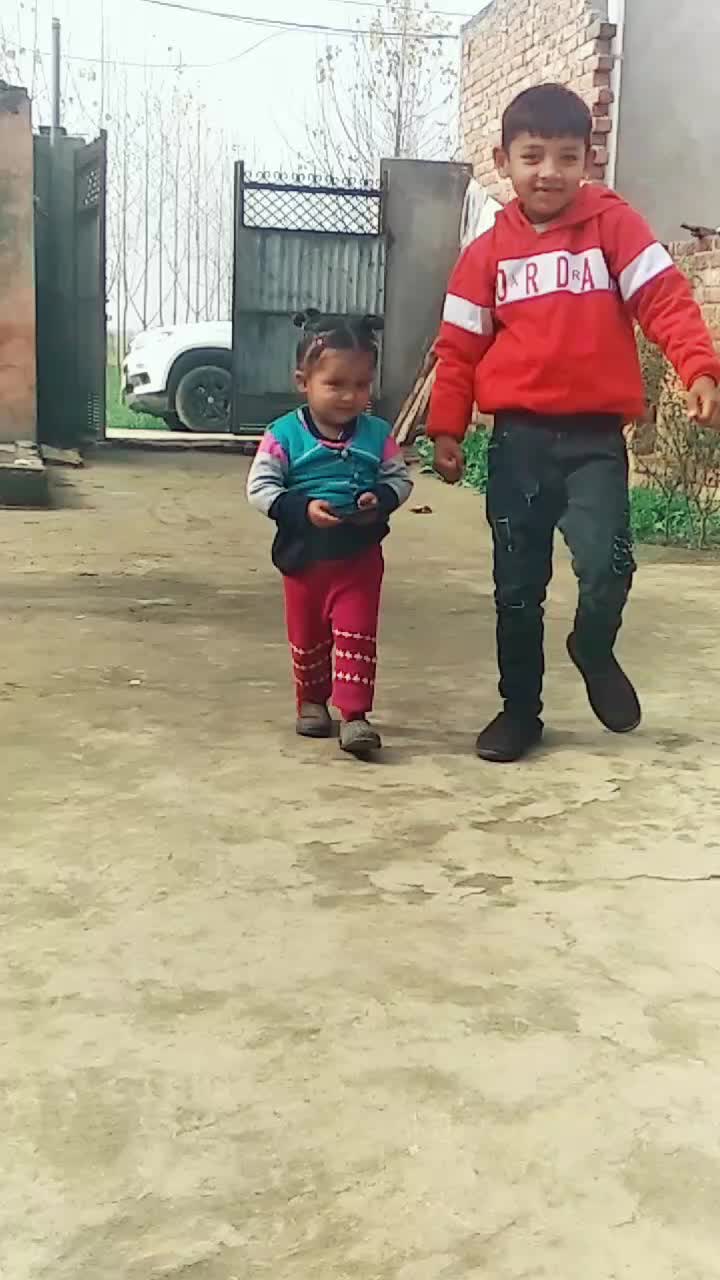 @user2095160896415