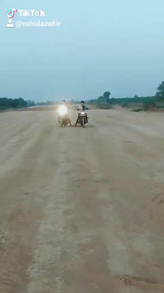 @_ayan_zehen__