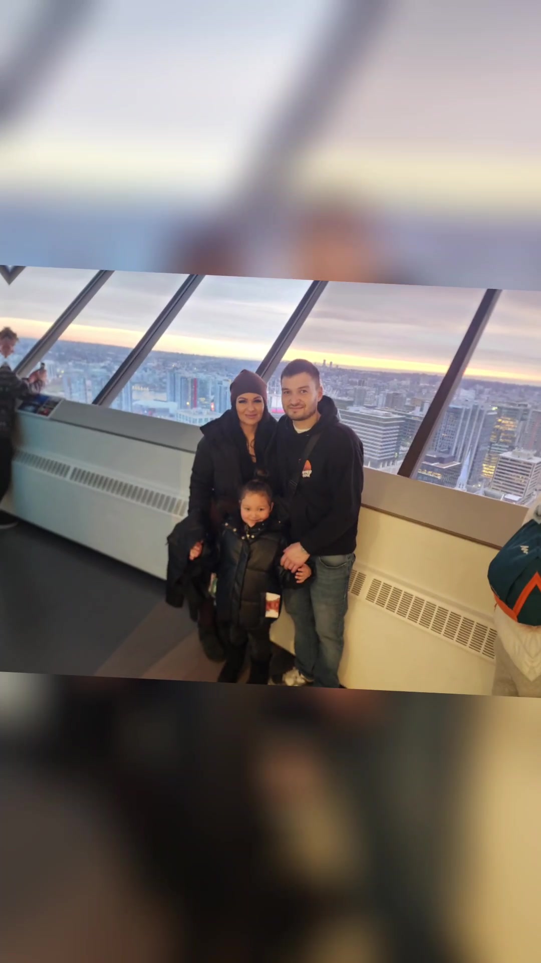 @𝒟𝒶𝓃𝒾 𝒢  👨&zwj;👩&zwj;👧🌊⚓🔮🌙