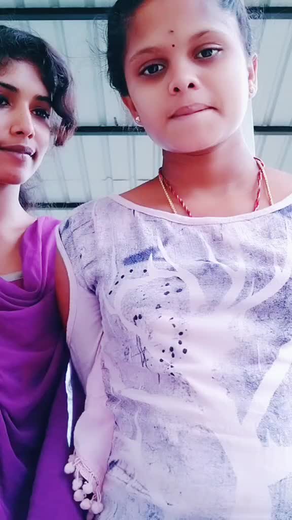 @Qùéèñ_öf_hêłł