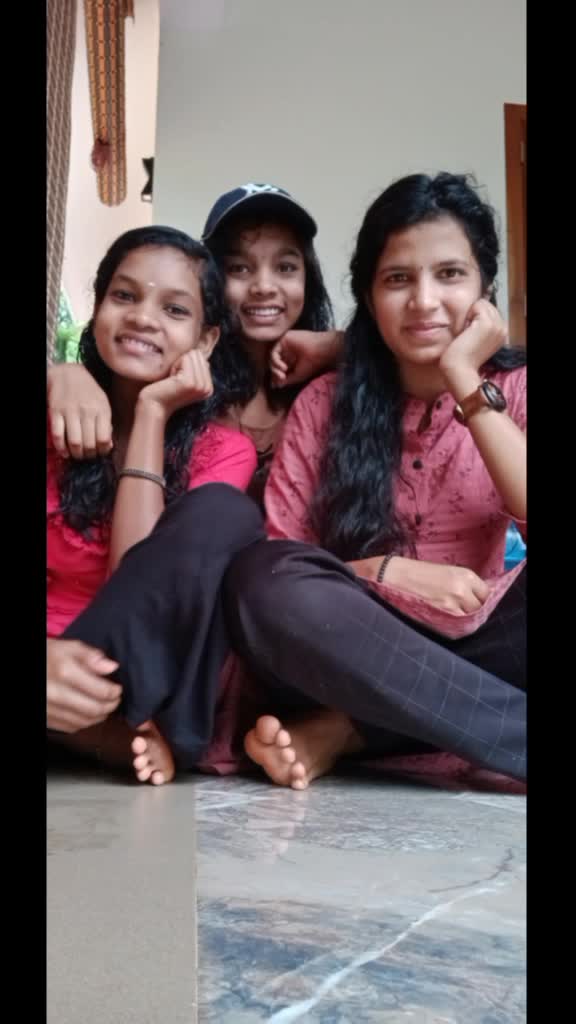 @_❤️_----sisters__❤_