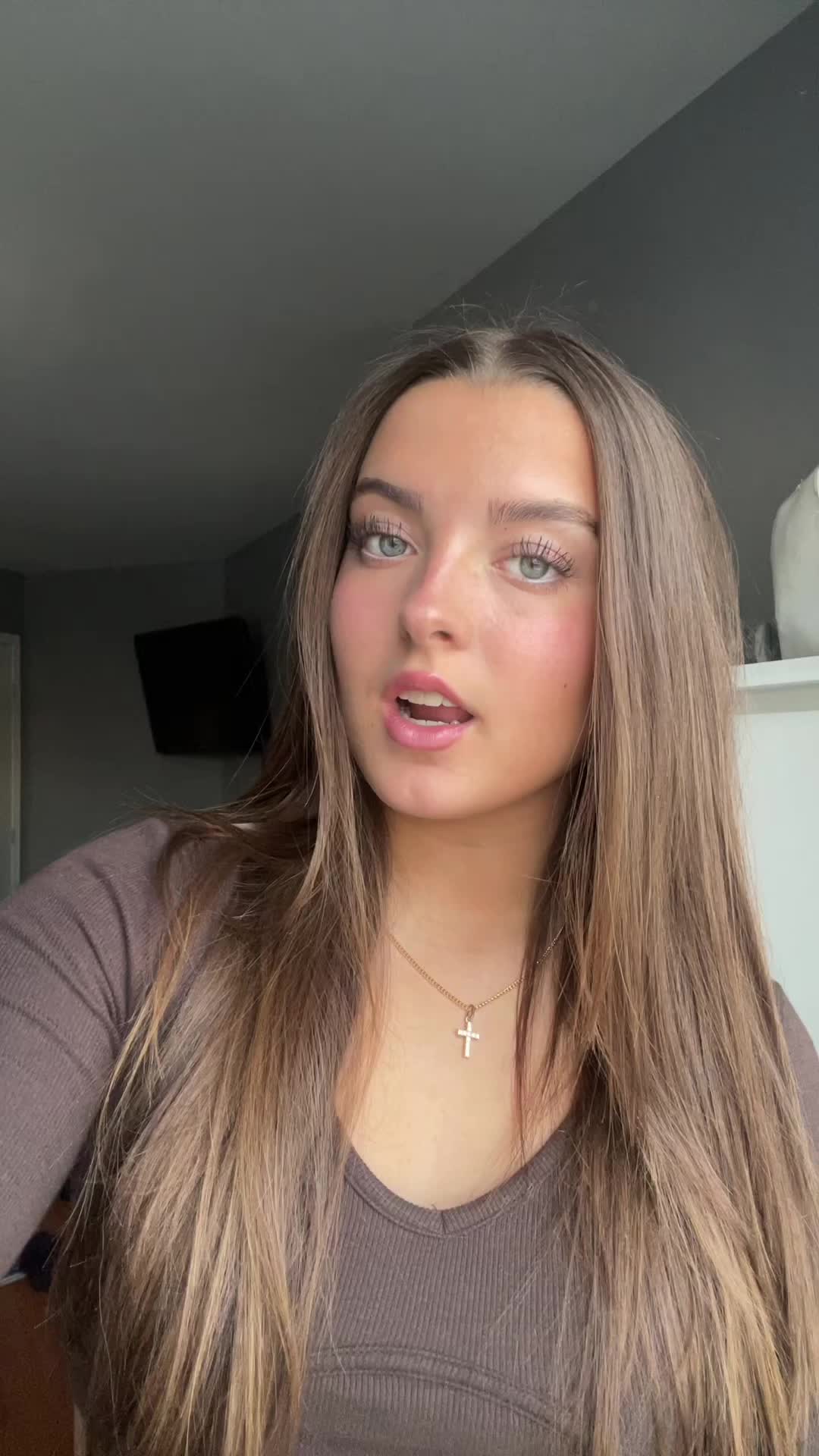 @mariidube