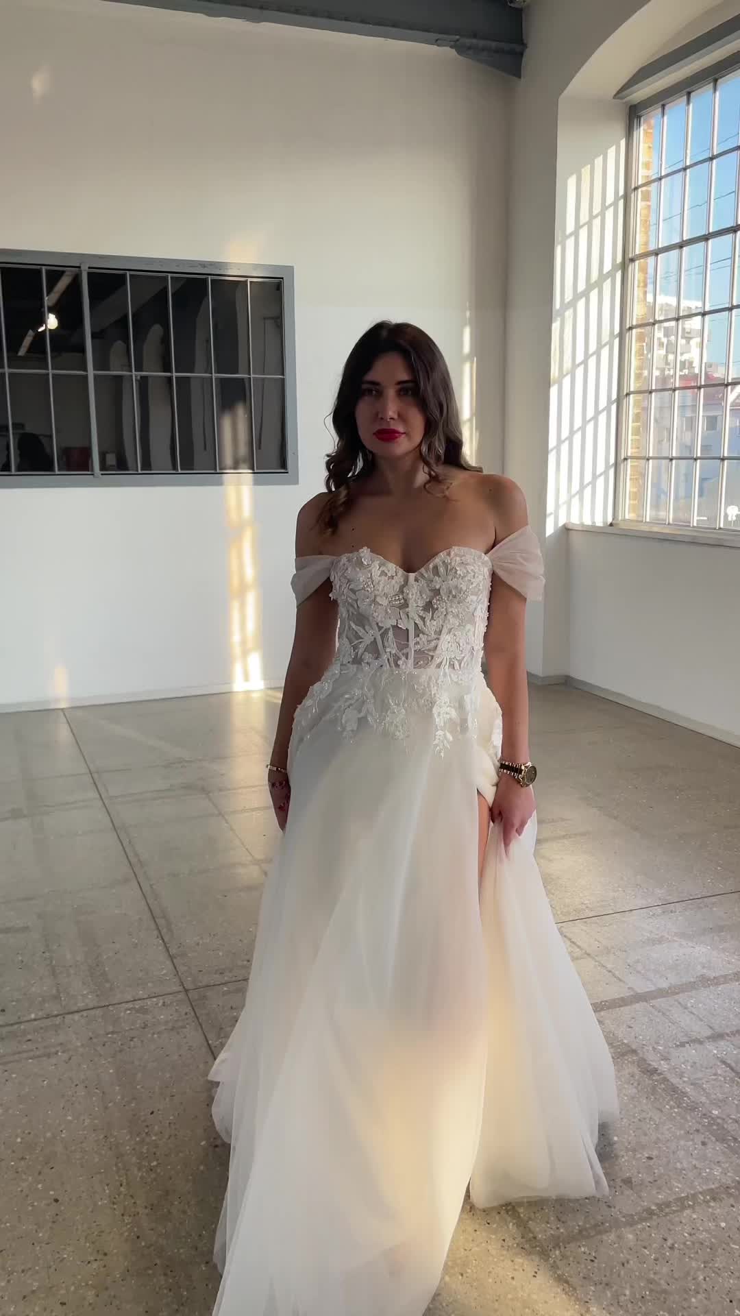 @bellasofiaofficial