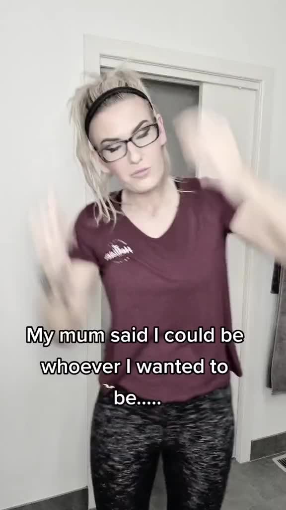 @stephieleesmith