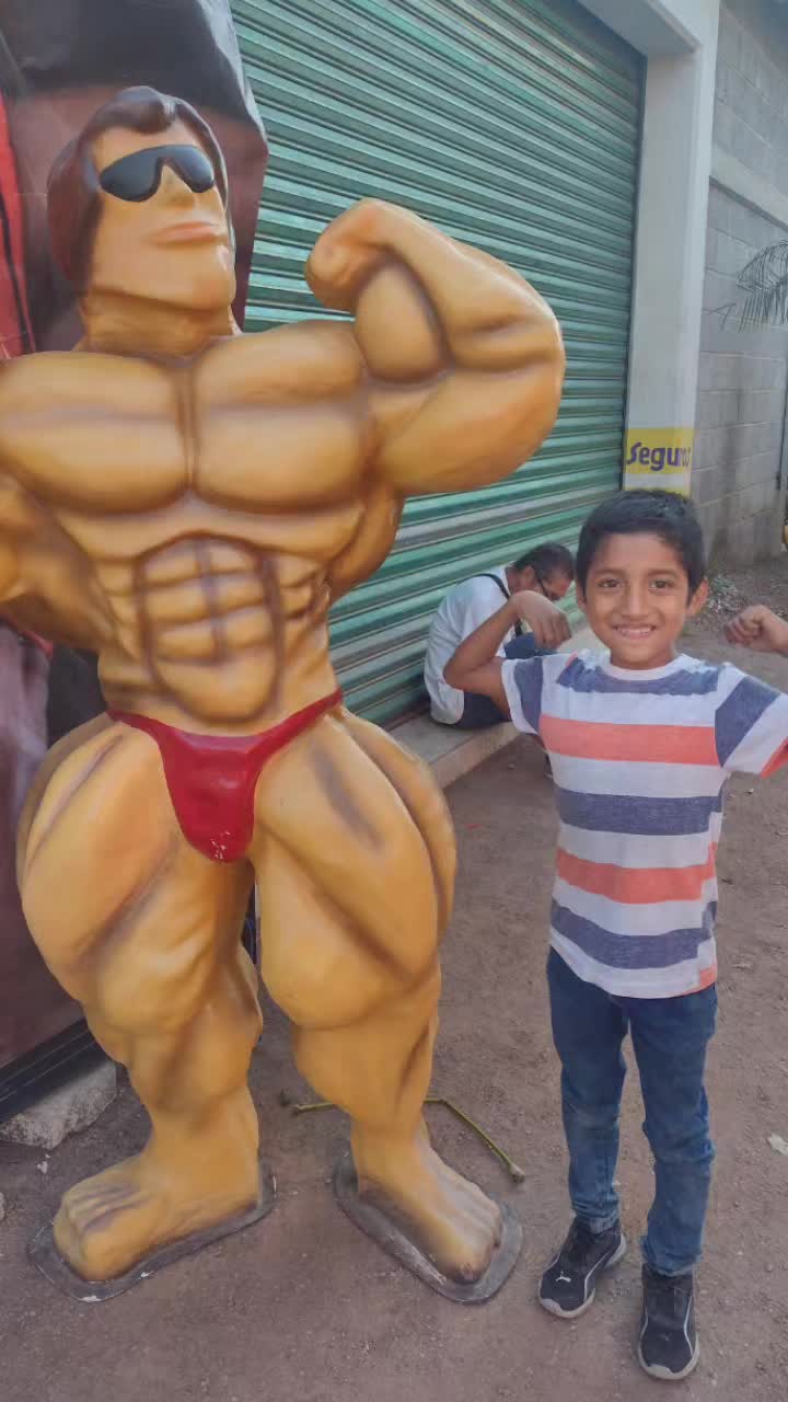 @Nazareth Camargo