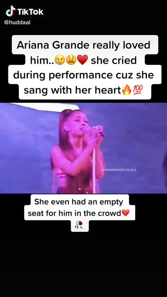 @☁️🖤Ariana🖤☁️