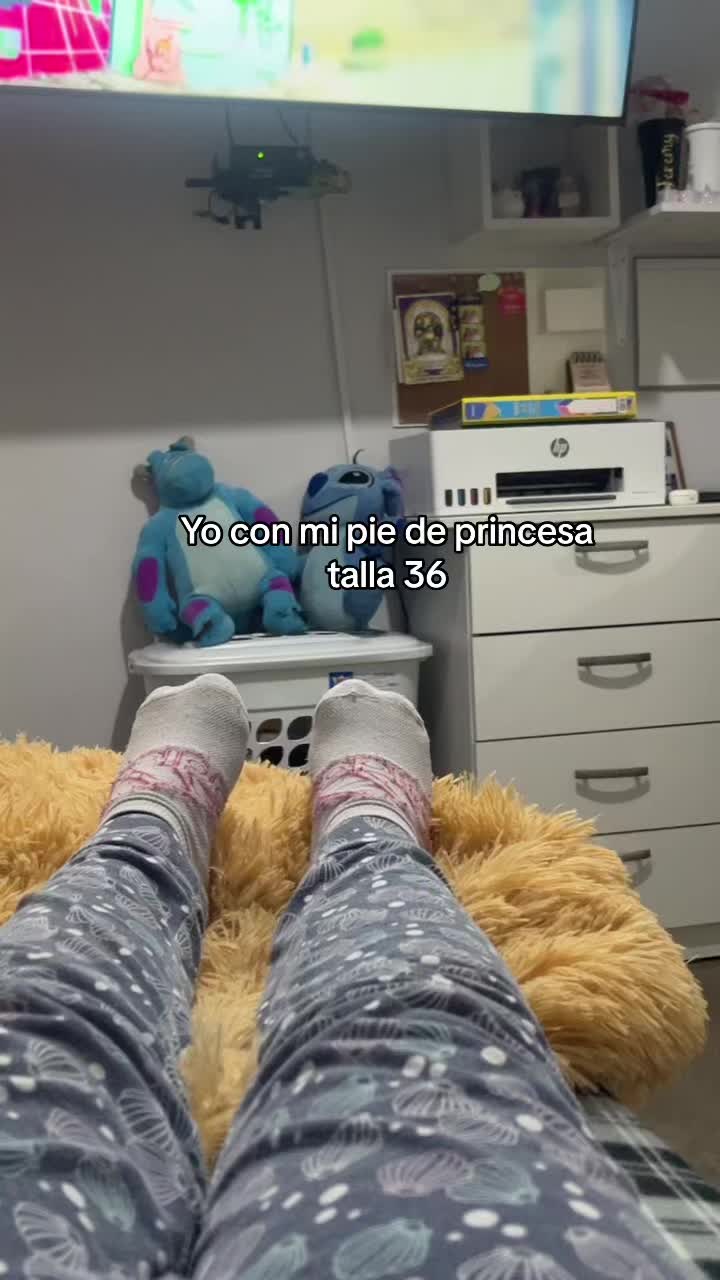 @ANA🦋