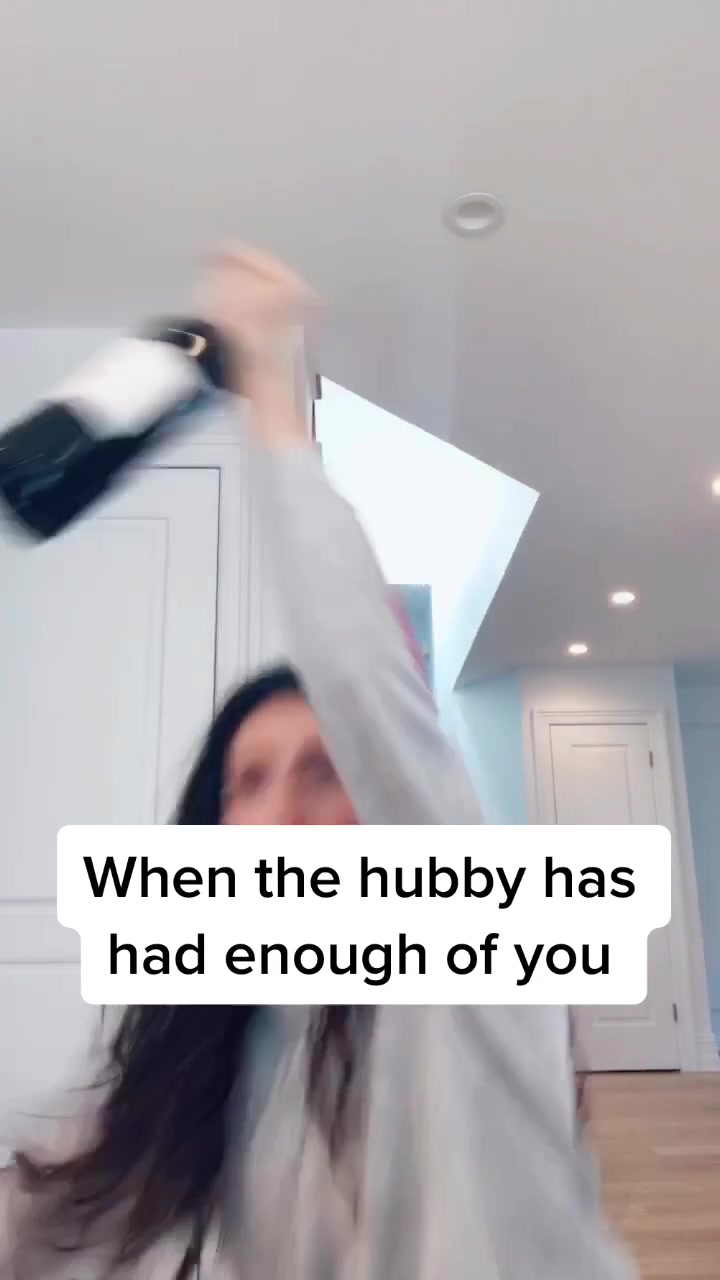 @batshitmama