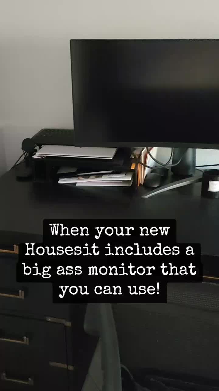 @Nomad Housesitters