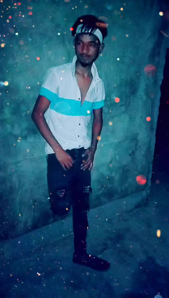 @RED🍎 Apple Aahil