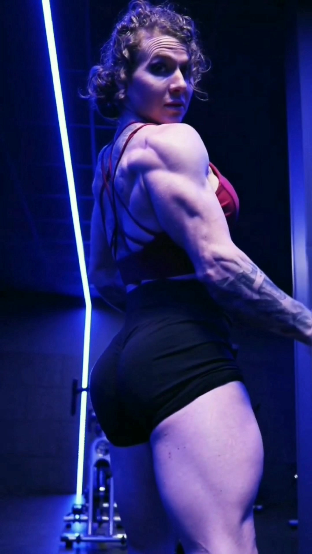 @Muscle Girls Empire