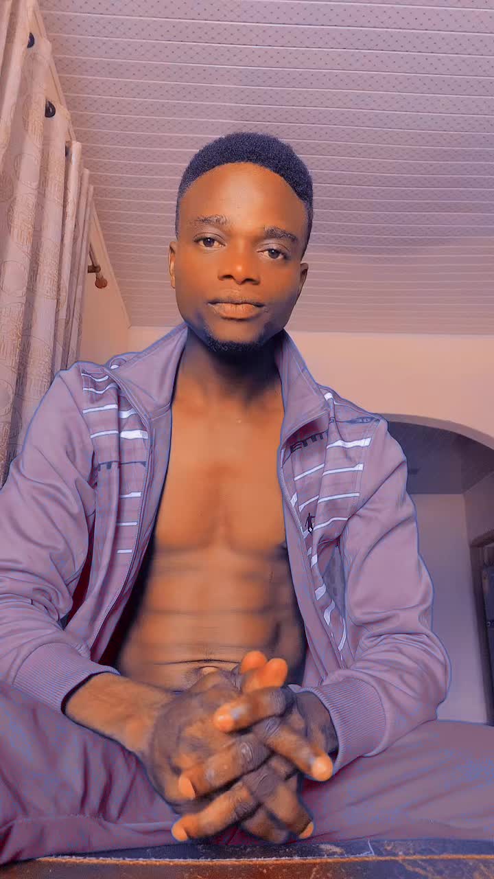 @@Celebrity presenter