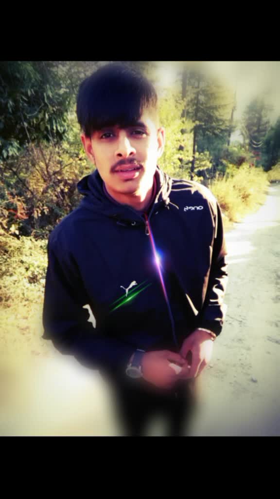 @ßharDwaj MukeSh🇨🇮?