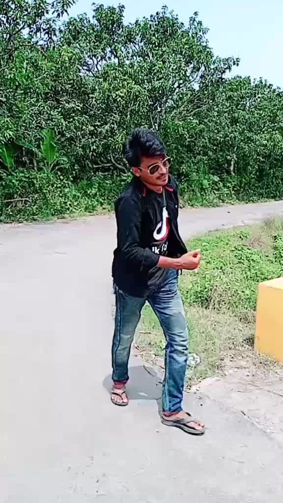 @ফুলিয়ার_আকাশ