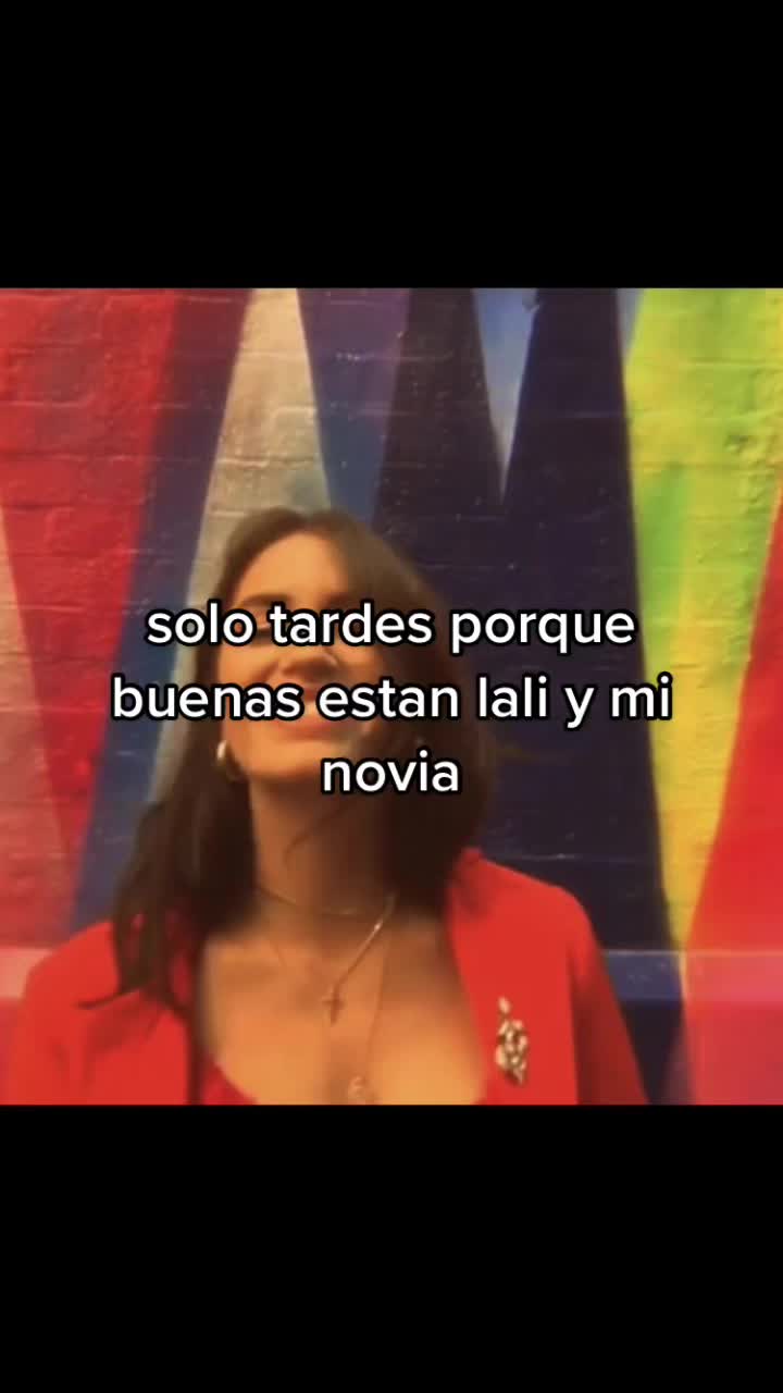@11 boludas atras de lali