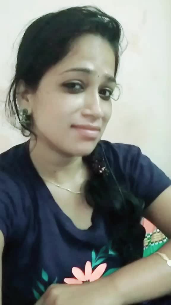 @kaviya885
