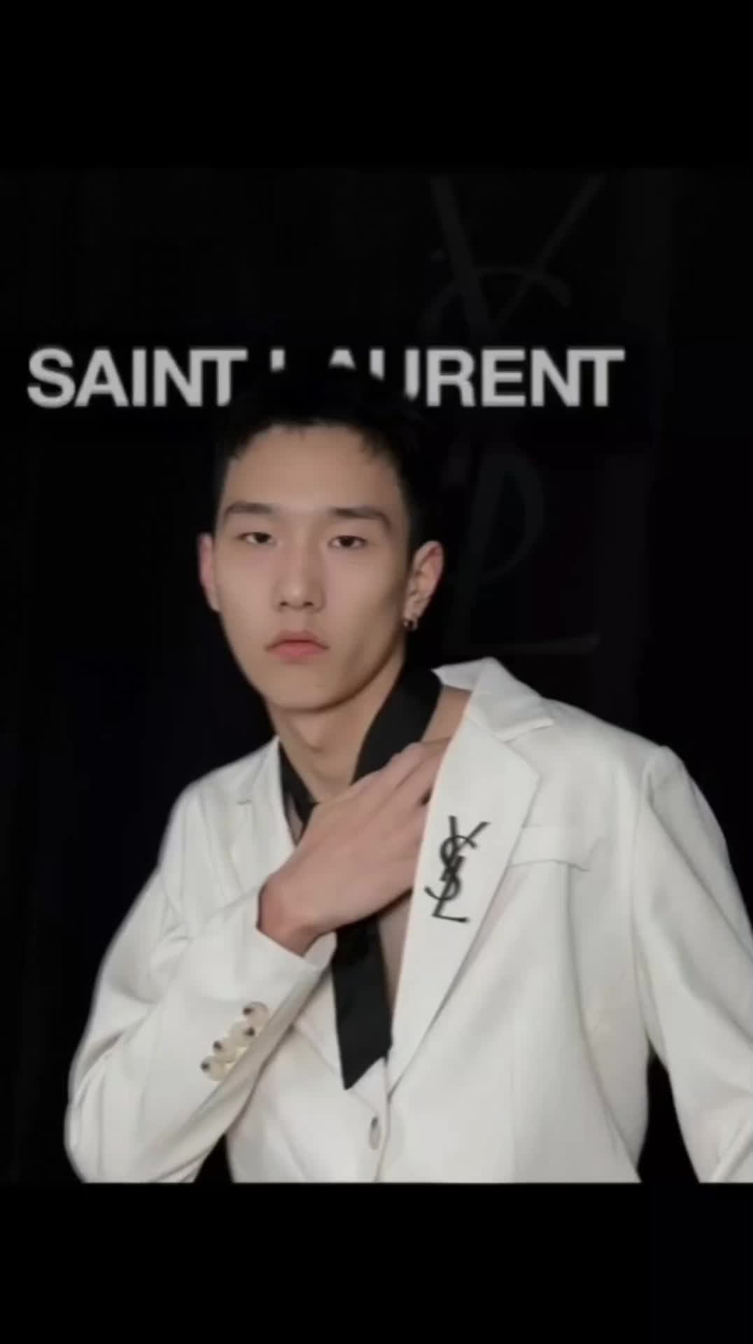 @uoshhqksj