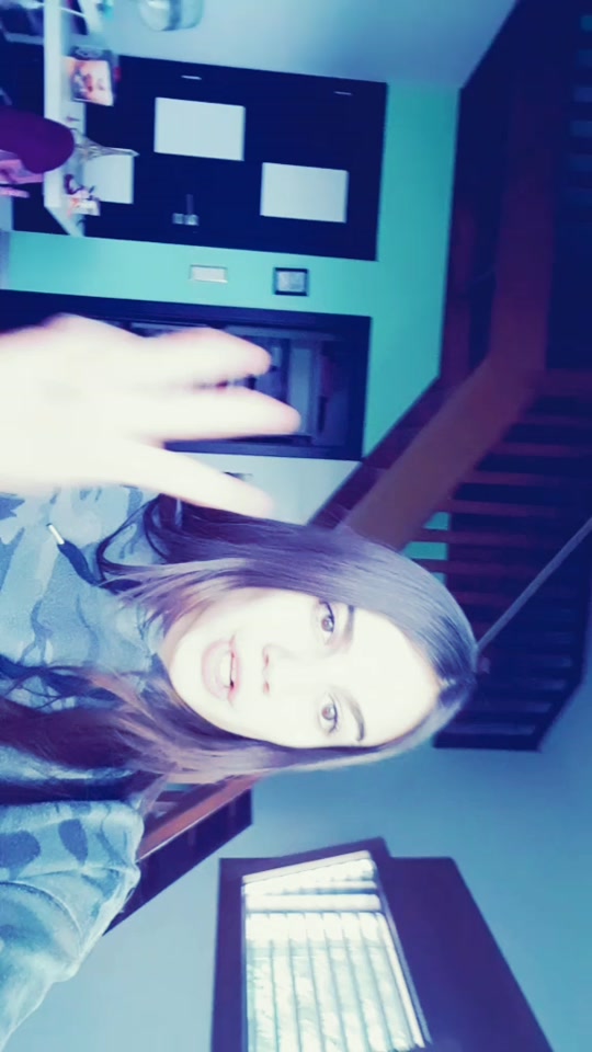 @liana arnelas
