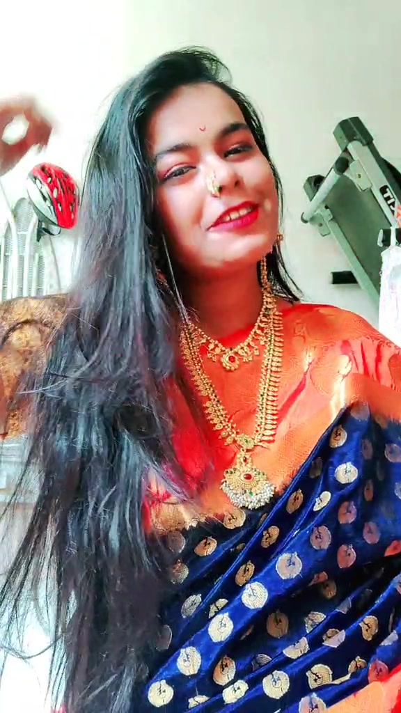 @👑Arya Patil👑