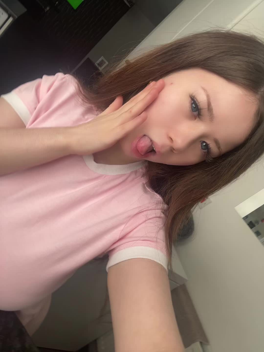 @𝓢ꨄ