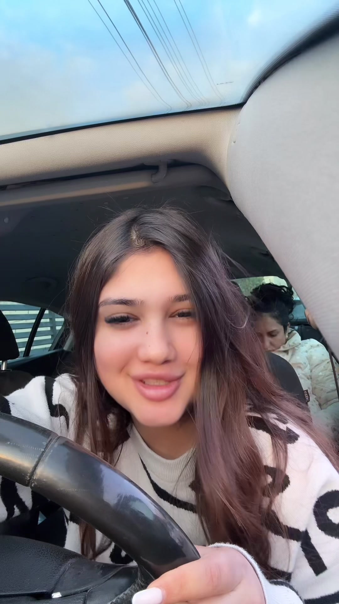 @🖤