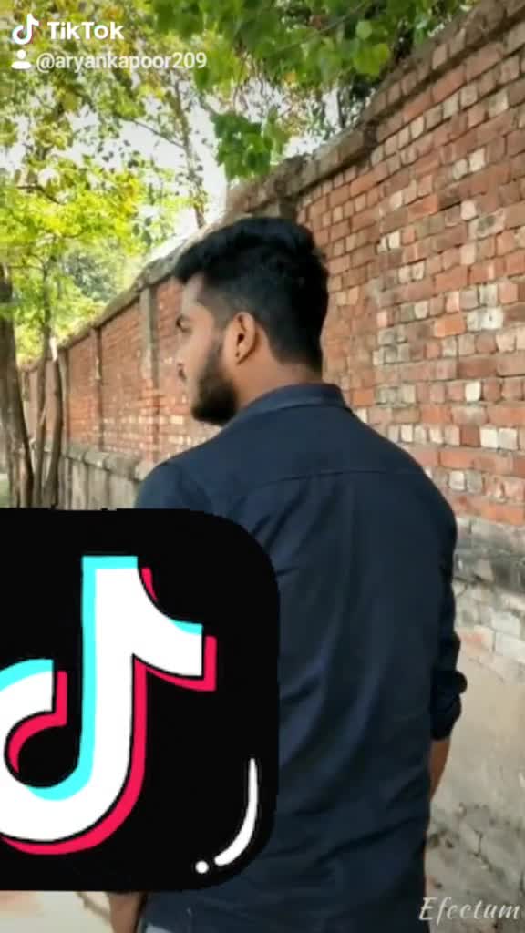 @Árýan Ķápoôr