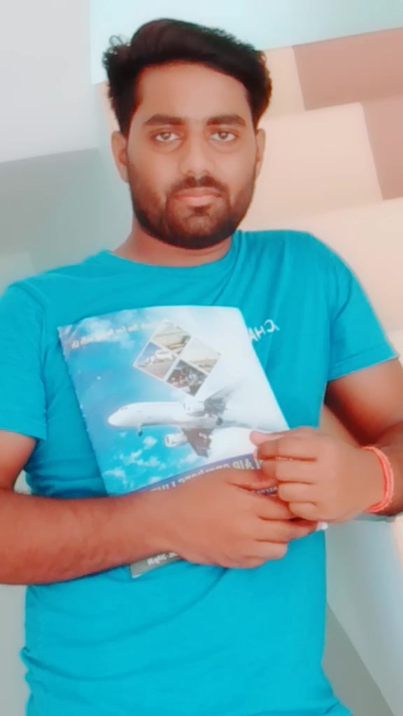 @⛈️☔Neeraj Yadav🌦️☔