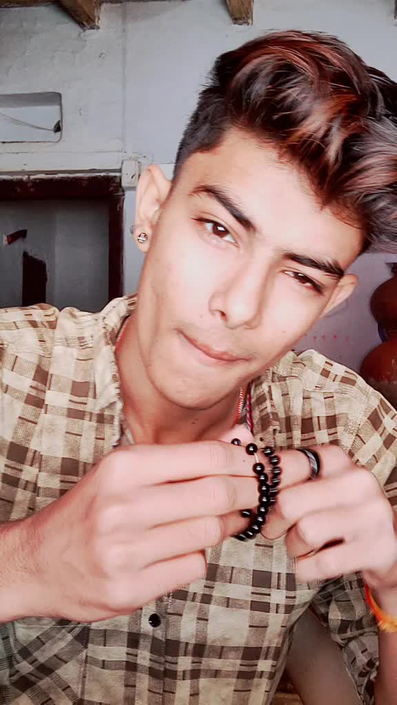 @🔥SHUBHAM🔥