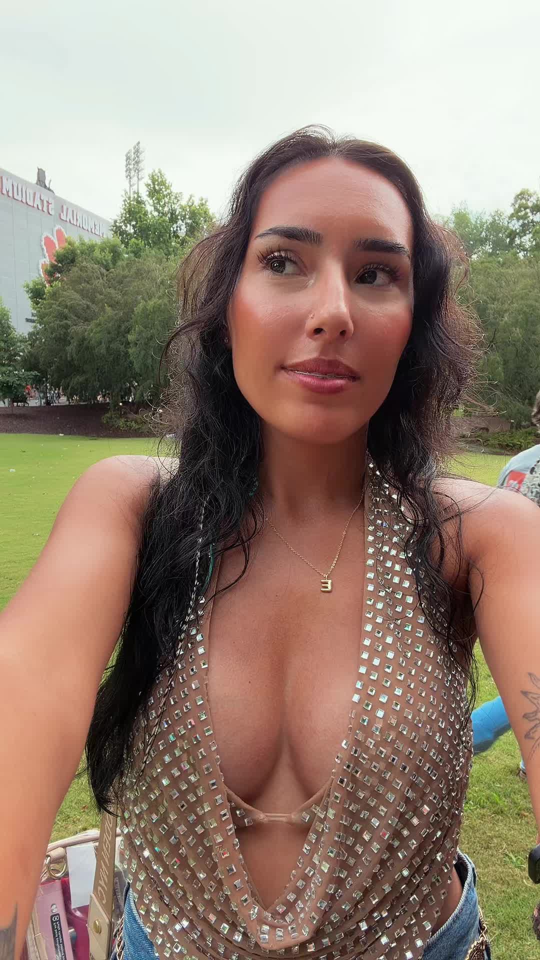 @Elina Sae Howard