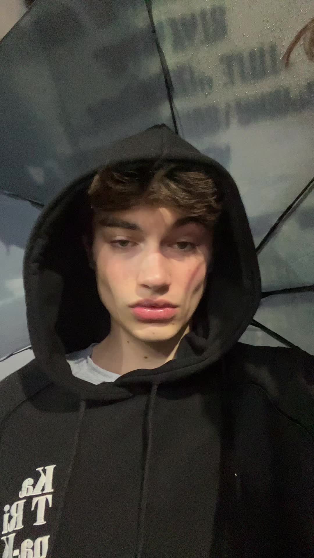 @Connor 👄