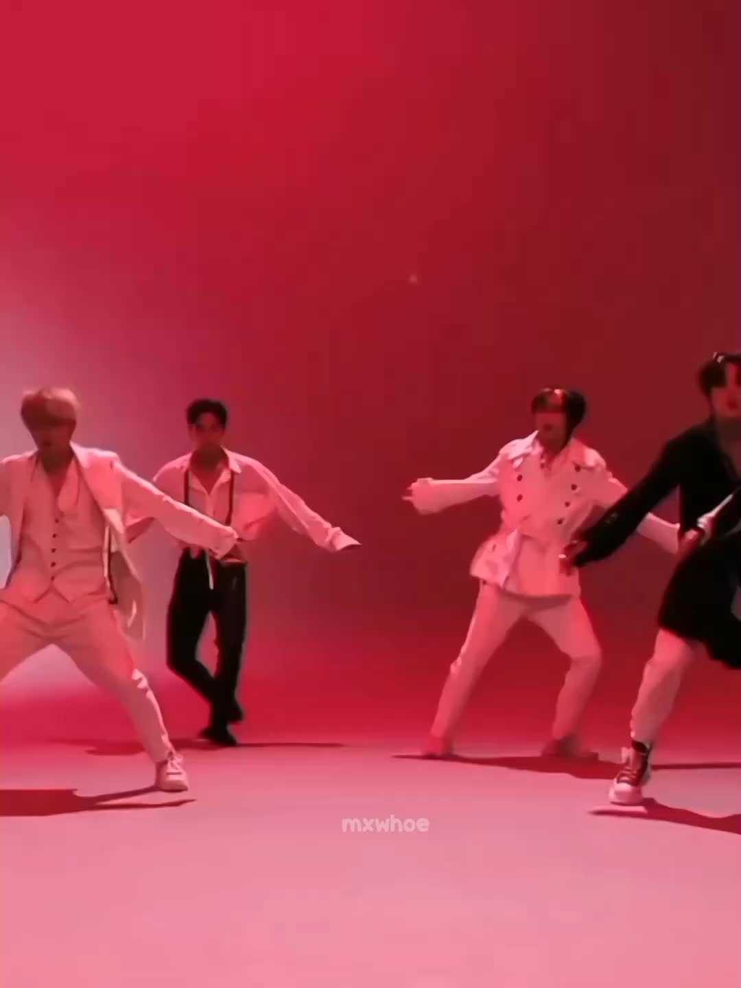 @โด๐ฆ๐๐ซ๐ข๐๐๐ซ ๐