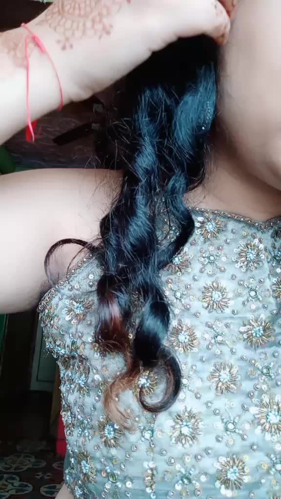 @Roshani_Makhija