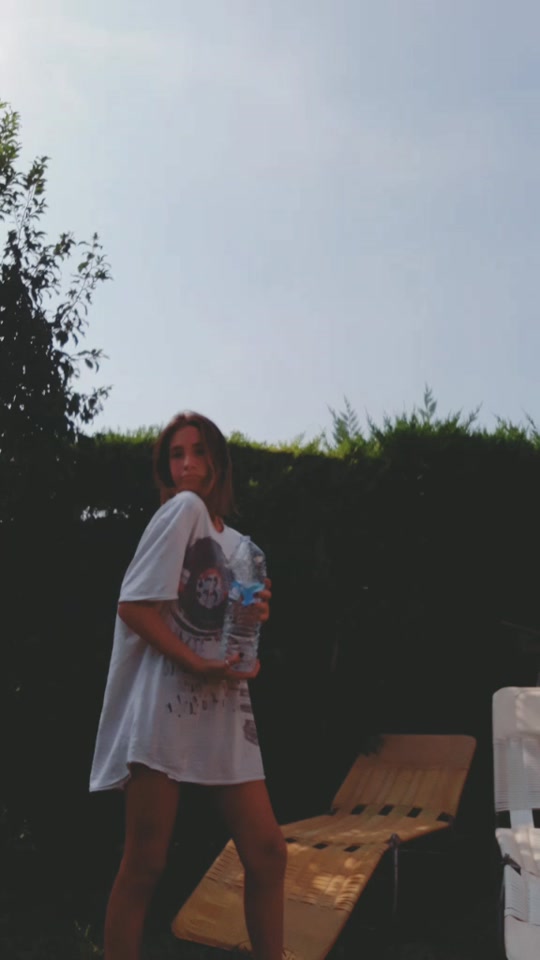 @anita