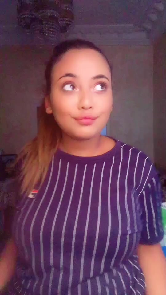 @Lariffienne