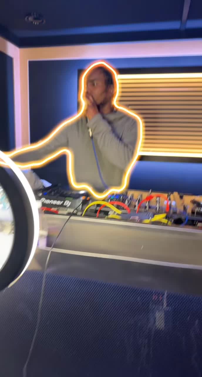 @Dj Shadz 4K