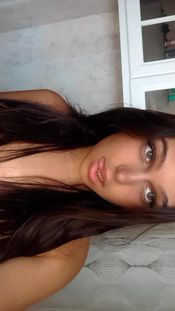 @Claauudiia01