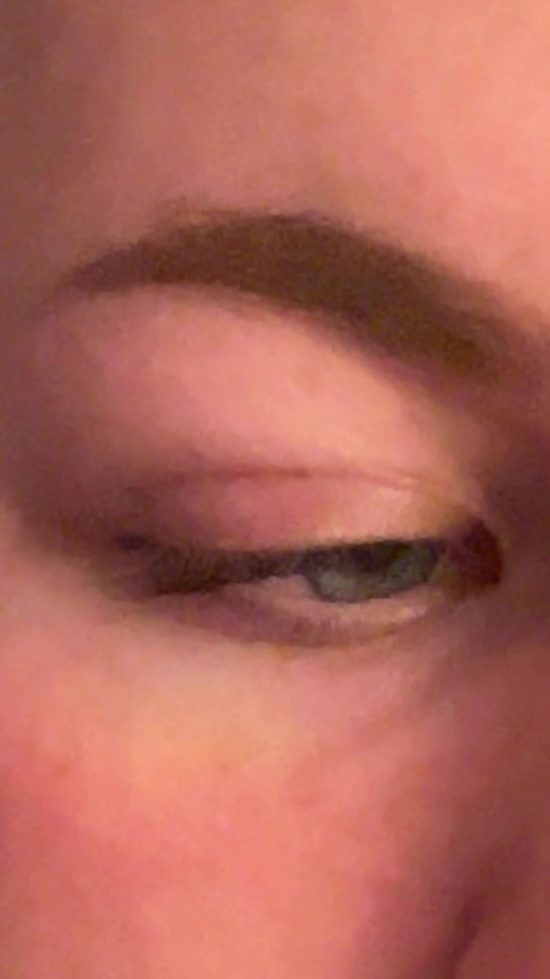 @🖤