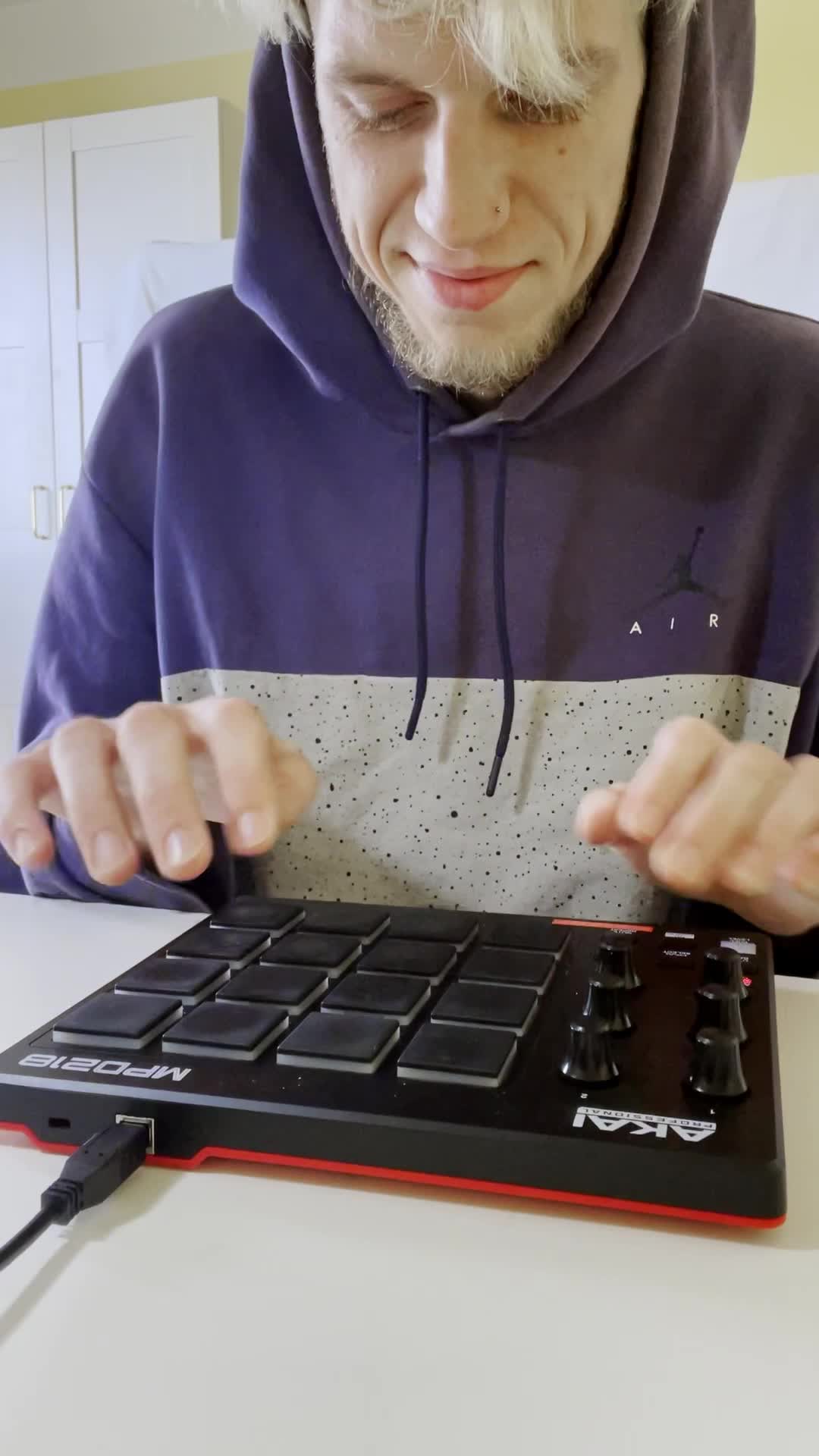 @Goodboy | Fingerdrummer