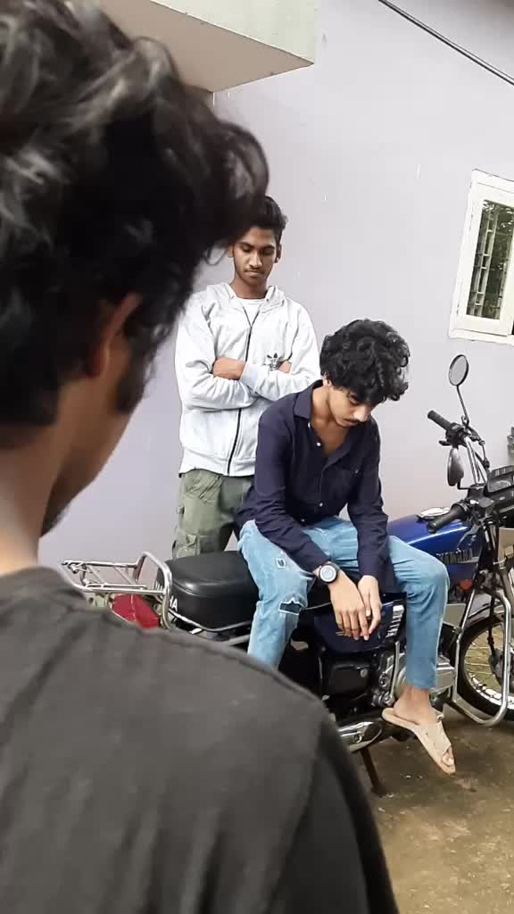 @BadhuBadhusha
